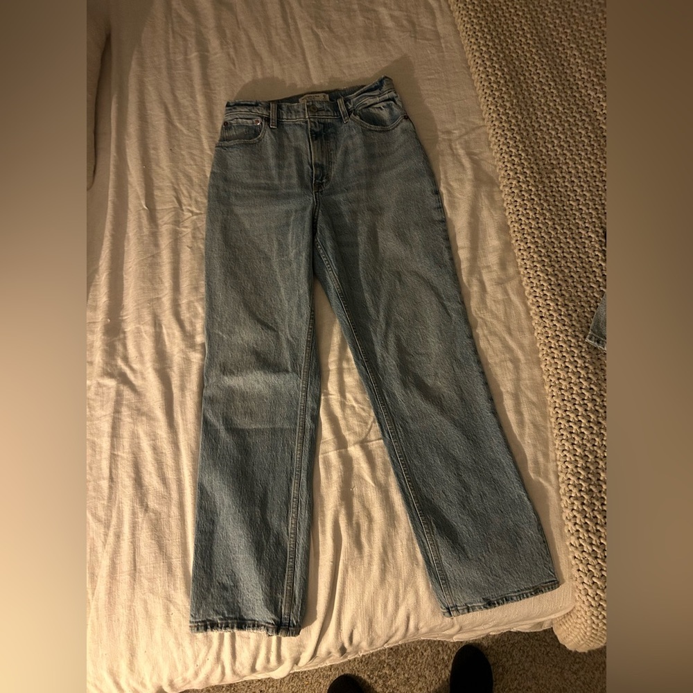ABERCROMBIE 90s Straight Ultra High Rise Jeans